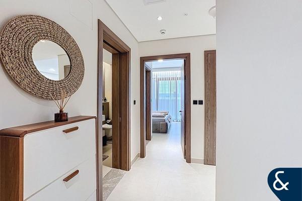 Brand New | 1 Bedroom | Park View | 1 Bath